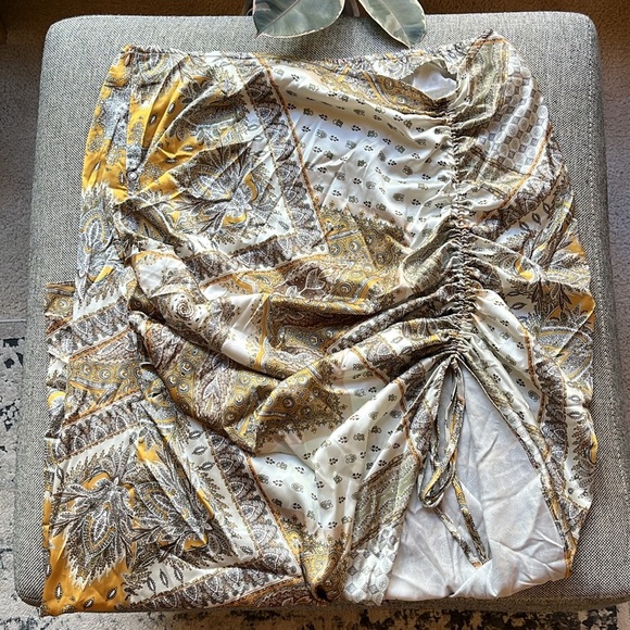 Boho Paisley Ruched Slit Midi
Skirt, Size: 2X - Picture 6 of 17